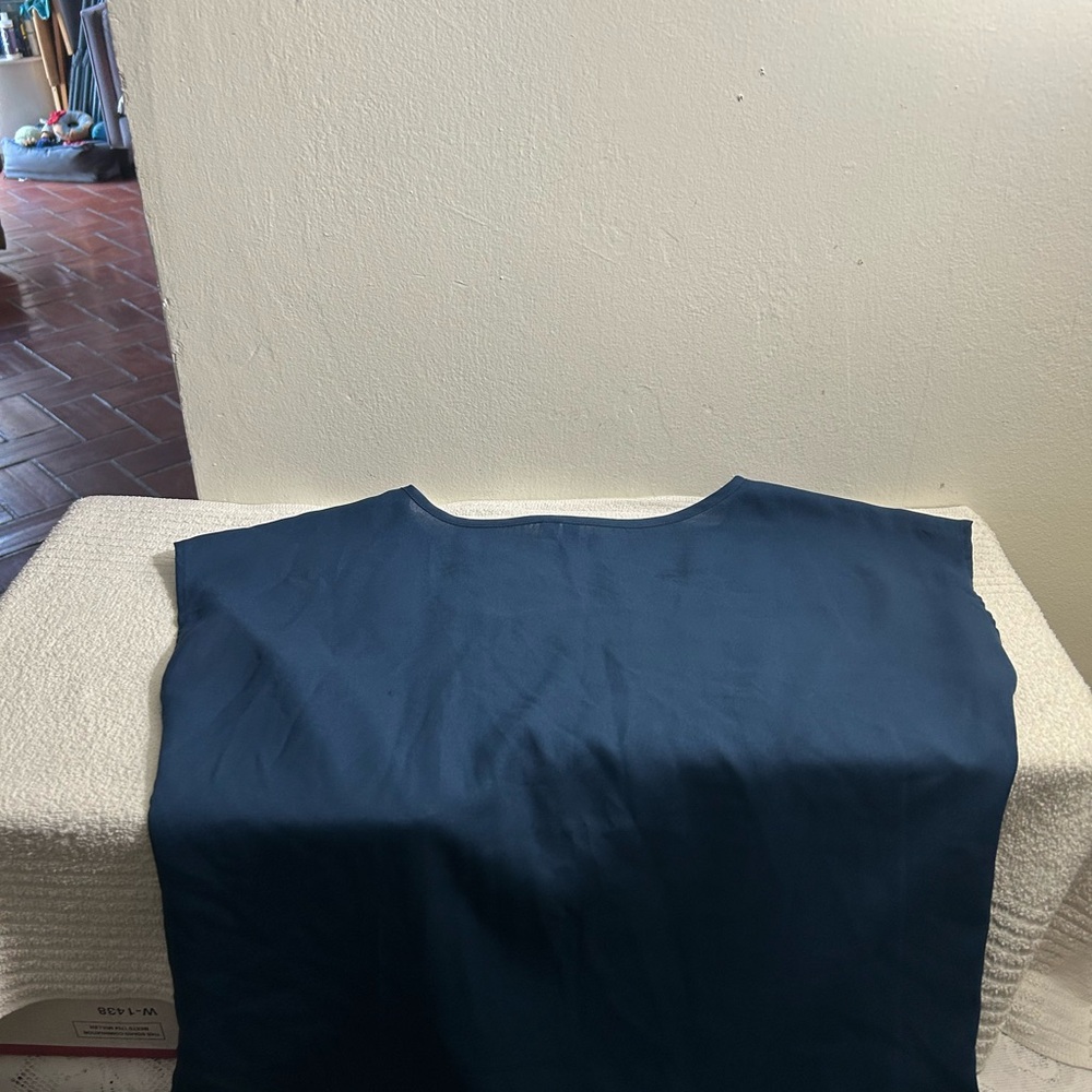 Kut from the kloth Elegant Blue Blouse sleeveless Sz XS - Picture 4 of 6